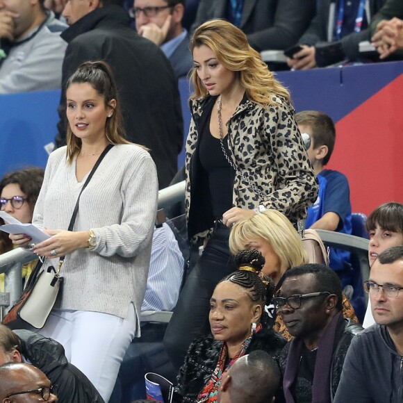 Marine Lloris (femme de H.Lloris) et Rachel Legrain-Trapani (compagne de B.Pavard) dans les tribunes du stade de France lors du match de ligue des nations opposant la France à l'Allemagne à Saint-Denis, Seine Saint-Denis, France, le 16 octobre 2018. La France a gagné 2-1.