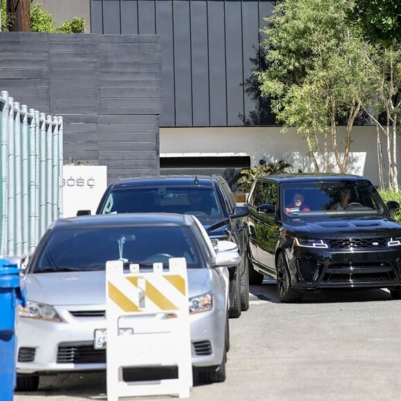 Justin Bieber et sa femme Hailey Baldwin sont allés visiter la maison de Demi Lovato le 17 octobre 2018.