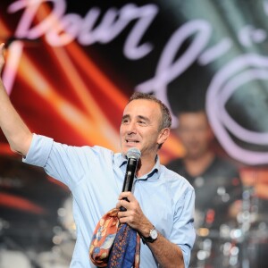 Elie Semoun lors de la 7ème édition du concert caritatif "Leurs voix pour l'espoir" au profil de la recherche contre le cancer du pancréas à l Olympia à Paris, France, le 1er octobre 2018. © Guillaume Gaffiot/Bestimage