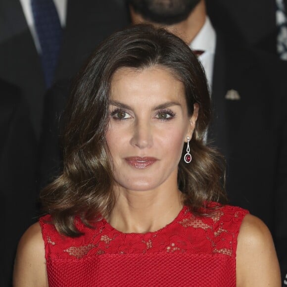 Le roi Felipe VI et la reine Letizia d'Espagne lors de la cérémonie de remise des prix Princesse des Asturies à Oviedo le 19 octobre 2018.