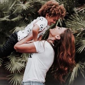 Rachel Legrain-Trapani avec son fils Gianni sur Instagram le 8 juillet 2018.