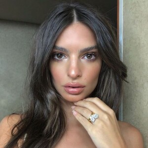Emily Ratajkowski. Octobre 2018.