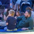 Ben Affleck a passé une après midi dans un parc en compagnie de ses enfants Samuel , Seraphina et Violet Le 20 octobre 2018