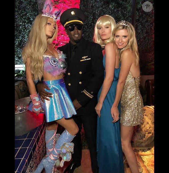 Paris Hilton, Diddy, Charlott Cordes et Nicky Hilton à la soirée déguisée "Casamigos Halloween Party" à Beverly Hills, le 26 octobre 2018.