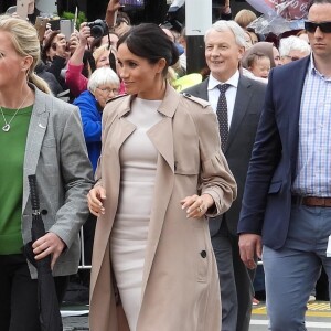 Le prince Harry, duc de Sussex, et Meghan Markle, duchesse de Sussex, ont été accueillis par une foule de supporters au Viaduct Harbour à Auckland, Nouvelle-Zélande, le 30 octobre 2018.