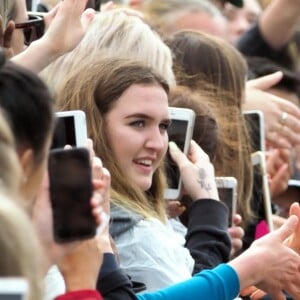 Le prince Harry, duc de Sussex, et Meghan Markle, duchesse de Sussex, ont été accueillis par une foule de supporters au Viaduct Harbour à Auckland, Nouvelle-Zélande, le 30 octobre 2018.