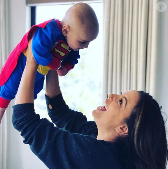 Eva Longoria et son fils Santiago fêtent Halloween, le 31 octobre 2018