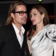 Angelina Jolie et Brad Pitt à l'avant-première du film "Au pays du sang et du miel" à Paris le 16 février 2012