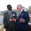 Le prince Charles, prince de Galles participe à une réunion sur les matières plastiques à Accra lors de son voyage au Ghana le 5 novembre 2018.