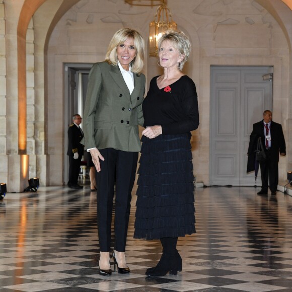 Brigitte Macron et Jan Trotman (Compagne du vice premier ministre de Nouvelle-Zélande) lors du déjeuner des conjoints de chefs d'Etat et de gouvernement présents à la cérémonie internationale du centenaire de l'armistice de 1918 au château de Versailles le 11 novembre 2018. © Pierre Perusseau / Bestimage