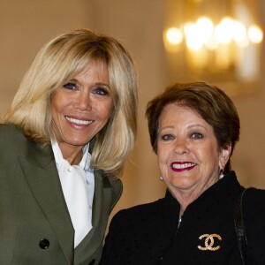 Brigitte Macron et Lynne Cosgrove (Femme du gouverneur général australien) lors du déjeuner des conjoints de chefs d'Etat et de gouvernement présents à la cérémonie internationale du centenaire de l'armistice de 1918 au château de Versailles le 11 novembre 2018. © Pierre Perusseau / Bestimage