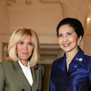 Brigitte Macron, Naraphon Chan-ocha (femme du premier ministre de Thaïlande) lors du déjeuner des conjoints de chefs d'Etat et de gouvernement présents à la cérémonie internationale du centenaire de l'armistice de 1918 au château de Versailles le 11 novembre 2018. © Pierre Perusseau / Bestimage