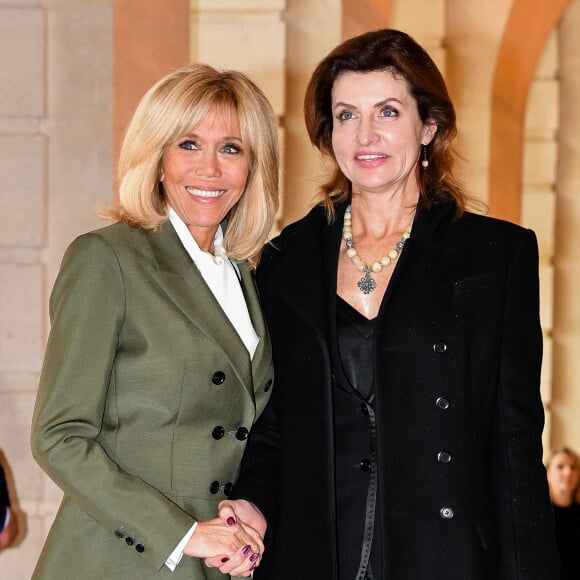 Brigitte Macron et Maryna Poroshenko (Femme du président ukrainien) lors du déjeuner des conjoints de chefs d'Etat et de gouvernement présents à la cérémonie internationale du centenaire de l'armistice de 1918 au château de Versailles le 11 novembre 2018. © Pierre Perusseau / Bestimage