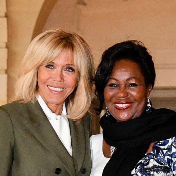 Brigitte Macron et Antoinette Sassou Nguesso (Femme du président congolais) lors du déjeuner des conjoints de chefs d'Etat et de gouvernement présents à la cérémonie internationale du centenaire de l'armistice de 1918 au château de Versailles le 11 novembre 2018. © Pierre Perusseau / Bestimage