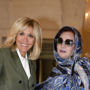 Brigitte Macron et Tekber Mint Melainine Ould Ahmed (Femme du président mauritanien) lors du déjeuner des conjoints de chefs d'Etat et de gouvernement présents à la cérémonie internationale du centenaire de l'armistice de 1918 au château de Versailles le 11 novembre 2018. © Pierre Perusseau / Bestimage