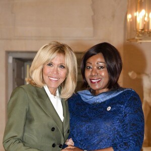 Brigitte Macron et Djene Kaba (Femme du président de Guinée) lors du déjeuner des conjoints de chefs d'Etat et de gouvernement présents à la cérémonie internationale du centenaire de l'armistice de 1918 au château de Versailles le 11 novembre 2018. © Pierre Perusseau / Bestimage