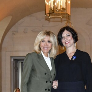 Brigitte Macron et Muriel Zeender Berset (Femme du président suisse) lors du déjeuner des conjoints de chefs d'Etat et de gouvernement présents à la cérémonie internationale du centenaire de l'armistice de 1918 au château de Versailles le 11 novembre 2018. © Pierre Perusseau / Bestimage