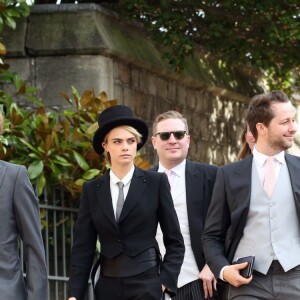 Cara Delevingne - Arrivées des invités au mariage de la princesse Eugenie d'York et de Jack Brooksbnak à la chapelle Saint George de Windsor le 12 octobre 2018.