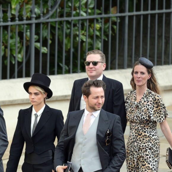 Cara Delevingne - Les invités arrivent à la chapelle St. George pour le mariage de la princesse Eugenie d'York et Jack Brooksbank au château de Windsor, Royaume Uni, le 12 octobre 2018.