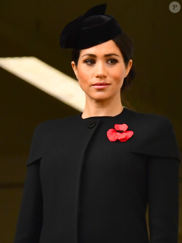 Meghan Markle (enceinte), duchesse de Sussex, lors des commémorations du centenaire de l'armistice de 1918 le 11 novembre 2018 à Londres.