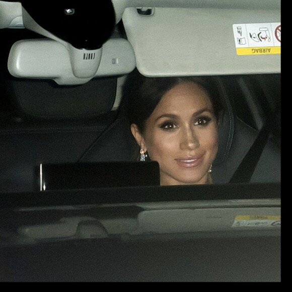 Le prince Harry et la duchesse Meghan de Sussex (Meghan Markle) arrivant à Buckingham Palace pour le dîner du 70e anniversaire du prince Charles, le 14 novembre 2018.