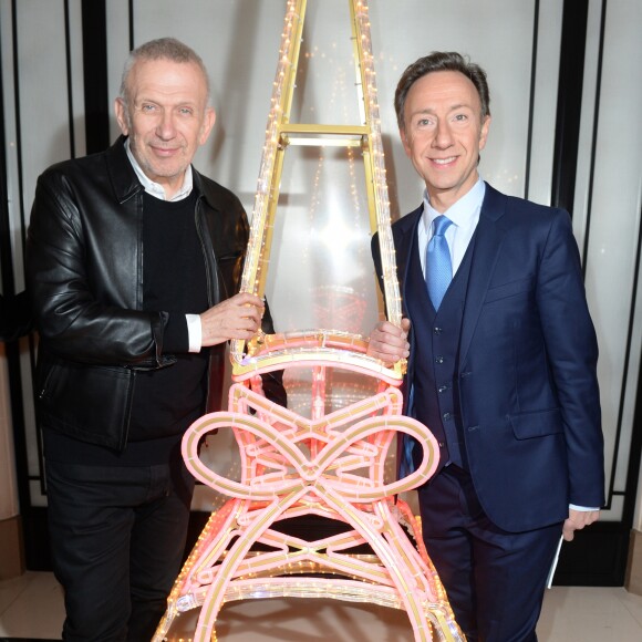 Jean-Paul Gaultier et Stéphane Bern - 23e édition des Sapins de Noël des Créateurs et lancement des illuminations de Noël de l'avenue Montaigne et de la rue François 1er à Paris le 20 novembre 2018. © Veeren/Bestimage