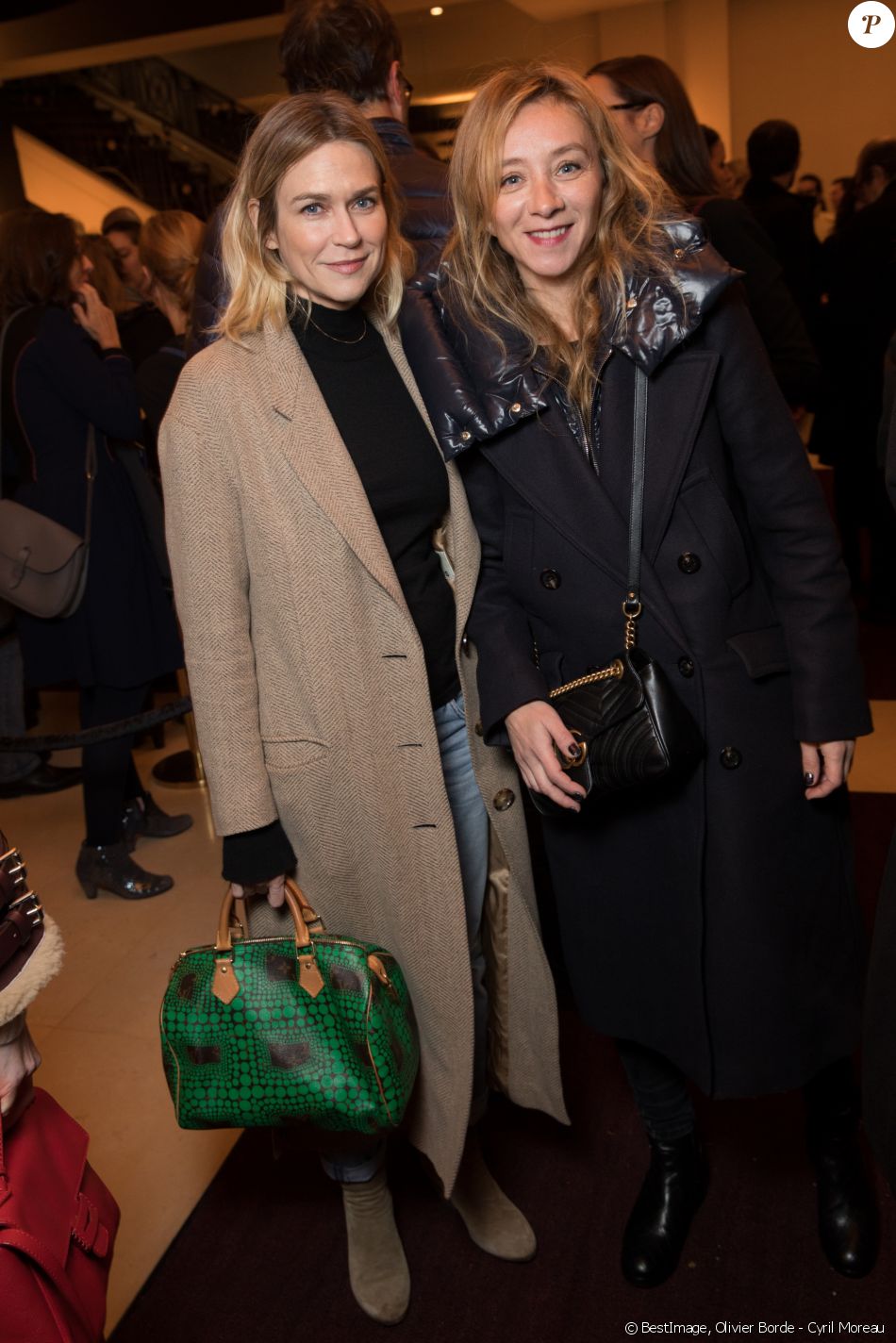 Famille Sylvie Testud Et Son Mari Exclusif - Marie-Josée Croze et Sylvie Testud - People au spectacle