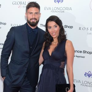 Olivier Giroud et sa femme Jennifer Giroud - Les célébrités posent lors du photocall de la soirée Global Gift à Londres le 2 novembre 2018.