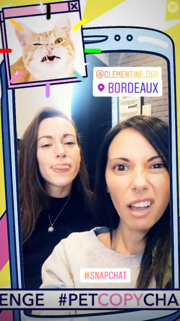 Lucie et Clémentine, ex-prétendantes d'Emeric dans "L'amour est dans le pré 2018", passent du temps ensemble. Le 29 novembre 2018.