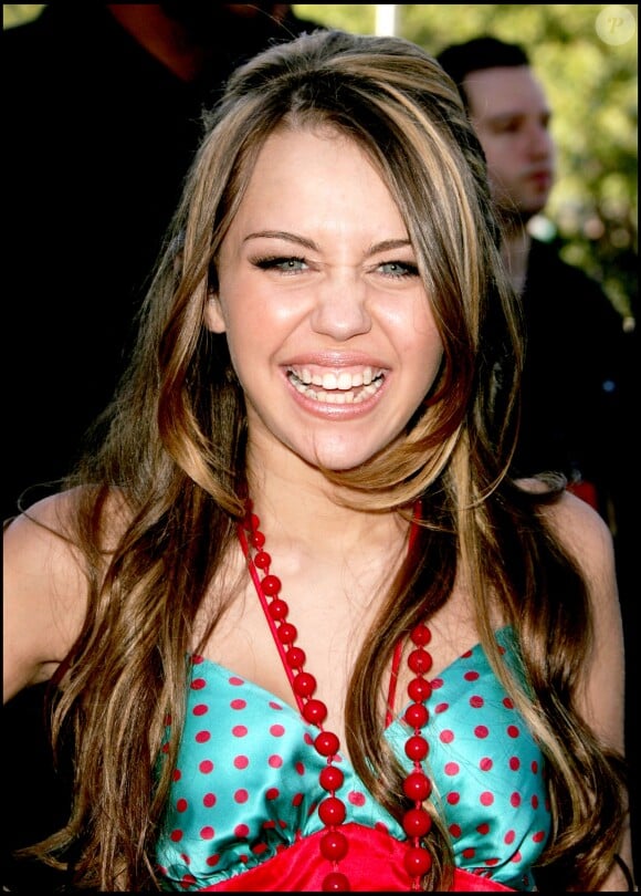 Miley Cyrus aux Teen Choice Awards à Los Angeles, le 20 août 2006.