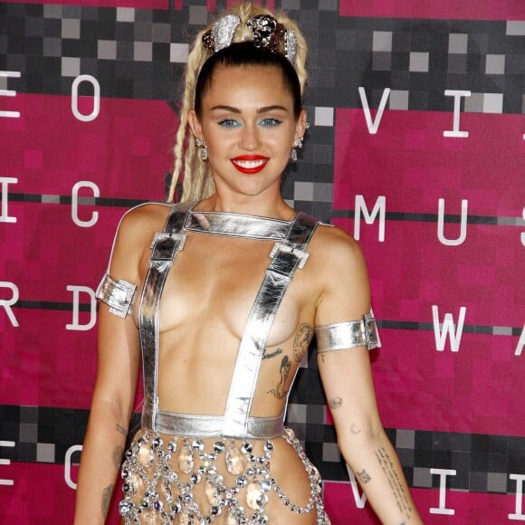 Miley Cyrus aux MTV Video Music Awards à Los Angeles, le 30 août 2015. © CPA/Bestimage