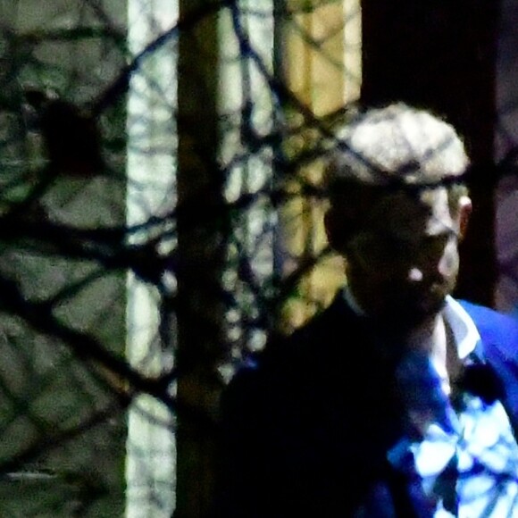 Le prince Harry, duc de Sussex, et Meghan Markle (enceinte), duchesse de Sussex, assistent à un hommage à Henry van Straubenzee à l'église St Luke dans le quartier de Chelsea à Londres le 4 décembre 2018.