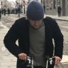 Owen Wilson vu à vélo dans les rues de Paris pendant la manifestation des Gilets jaunes, le 8 décembre 2018