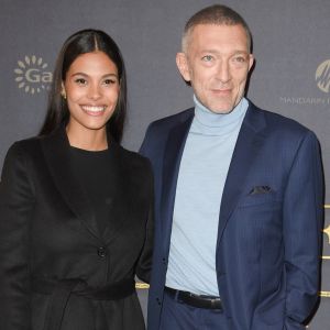 Vincent Cassel et sa femme Tina Kunakey à l'avant-première du film policier "L'Empereur de Paris" au cinéma Gaumont-Opéra à Paris, France, le 10 décembre 2018. © Coadic Guirec/Bestimage