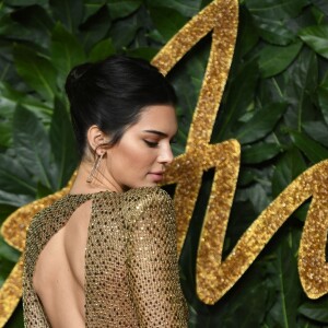 Kendall Jenner assiste aux Fashion Awards 2018 au Royal Albert Hall à Londres, le 10 décembre 2018.