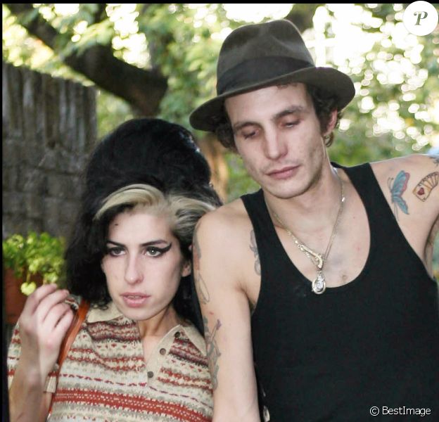 Mort D Amy Winehouse Son Ex Blake Sort Du Silence Et Evoque Leur Mariage Purepeople