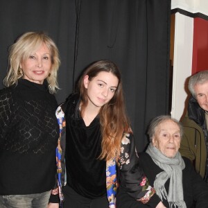 Exclusif - Arlette Gordon, Jean-Louis Trintignant, Claude Lelouch, Marianne Denicourt, Valérie Perrin - Jean-Louis Trintignant célèbre ses 88 ans sur la scène du théâtre de la Porte Saint-Martin où il lit des poèmes de Prévert, Vian, Leprest ou encore Apollinaire à Paris le 11 décembre 2018. © Coadic Guirec/Bestimage