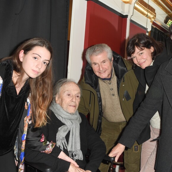 Exclusif - Jean-Louis Trintignant, Claude Lelouch, Marianne Denicourt, Valérie Perrin - Jean-Louis Trintignant célèbre ses 88 ans sur la scène du théâtre de la Porte Saint-Martin où il lit des poèmes de Prévert, Vian, Leprest ou encore Apollinaire à Paris le 11 décembre 2018. © Coadic Guirec/Bestimage