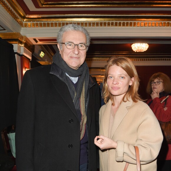 Exclusif - Serge Toubiana et Mélanie Thierry - Jean-Louis Trintignant célèbre ses 88 ans sur la scène du théâtre de la Porte Saint-Martin où il lit des poèmes de Prévert, Vian, Leprest ou encore Apollinaire à Paris le 11 décembre 2018. © Coadic Guirec/Bestimage