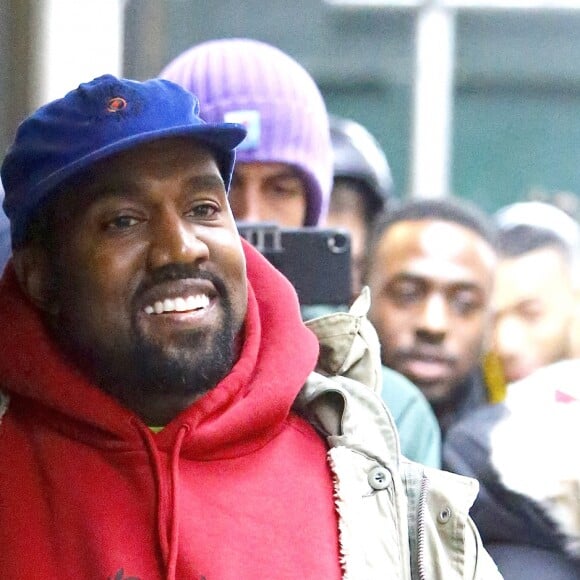 Kanye West est allé faire du shopping chez Balenciaga sur Mercer Street dans le quartier de Soho à New York, le 14 décembre 2018.