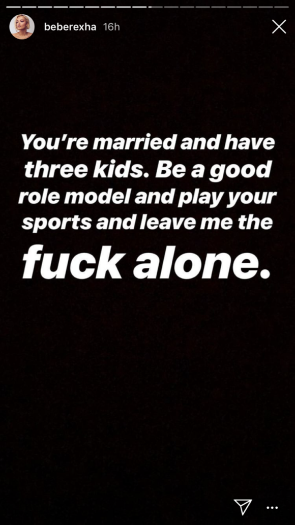 La chanteuse américaine Bebe Rexha a interpellé sans le nommer un célèbre footballeur qui la draguerait par SMS alors qu'il est "marié et père de trois enfants". Le 28 décembre 2018.