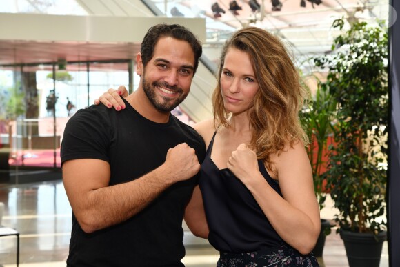 Samy Gharbi et Lorie Pester durant un photocall pour la série "Demain nous appartient" dans le cadre du 58ème Festival de Télévision de Monte Carlo au Grimaldi Forum à Monaco le 16 juin 2018. © Bruno Bebert / Bestimage