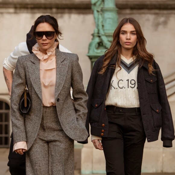Victoria Beckham, Hana Cross au défilé Kent & Curwen à Londres le 6 janvier 2019.