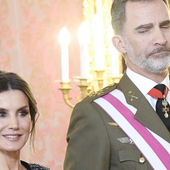 Le roi Felipe VI et la reine Letizia d'Espagne présidaient à la traditionnelle Pâque militaire au palais royal à Madrid le dimanche 6 janvier 2019, jour de l'Epiphanie, sur la Plaza de la Armeria avant une réception dans le Salon de Gasperini.