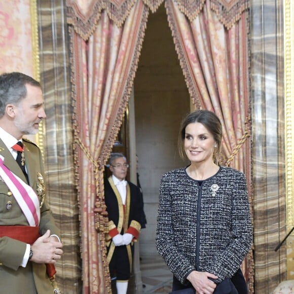 Le roi Felipe VI et la reine Letizia d'Espagne présidaient à la traditionnelle Pâque militaire au palais royal à Madrid le dimanche 6 janvier 2019, jour de l'Epiphanie, sur la Plaza de la Armeria avant une réception dans le Salon de Gasperini.