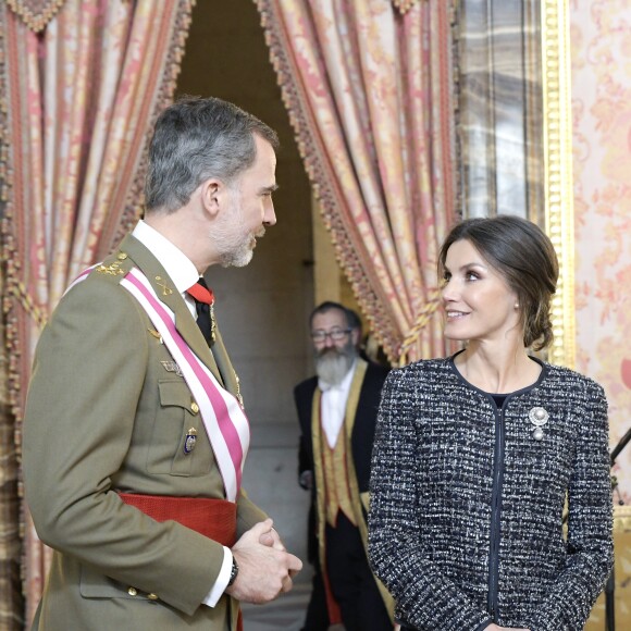 Le roi Felipe VI et la reine Letizia d'Espagne présidaient à la traditionnelle Pâque militaire au palais royal à Madrid le dimanche 6 janvier 2019, jour de l'Epiphanie, sur la Plaza de la Armeria avant une réception dans le Salon de Gasperini.