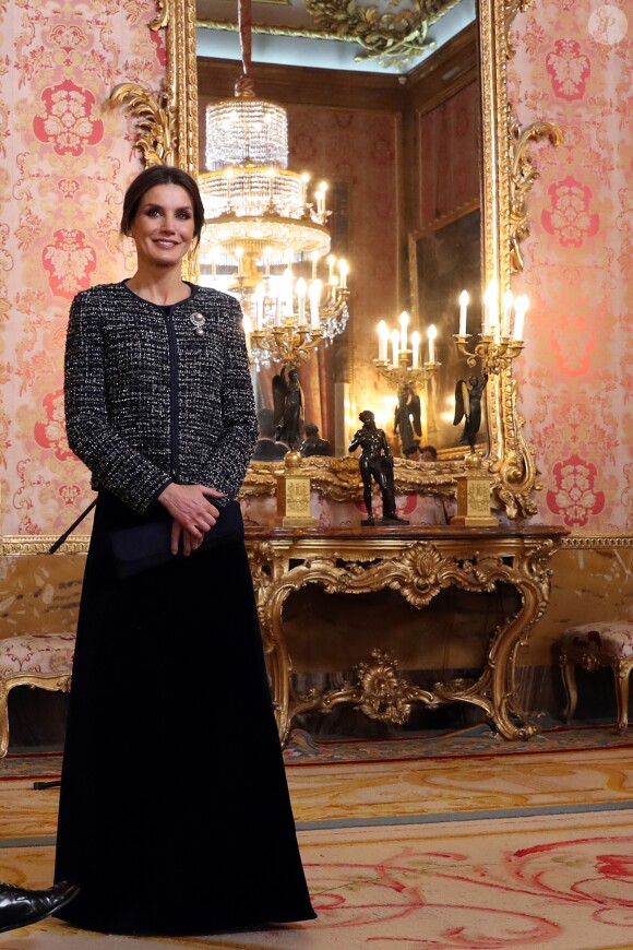 La reine Letizia d'Espagne dans le Salon de Gasperini au palais royal lors de la traditionnelle Pâque militaire à Madrid le dimanche 6 janvier 2019.