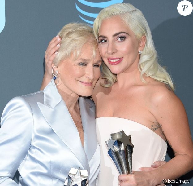 Glenn Close et Lady Gaga à la press room de la soirée des 24ème Critics Choice Awards au Barker Hangar à Santa Monica, Los Angeles, Californie, Etats-Unis, le 13 janvier 2019.
