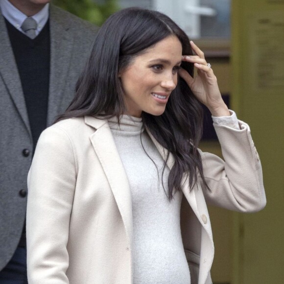 Meghan Markle, duchesse de Sussex, enceinte, en visite au centre Mayhew, un centre d'accueil caritatif pour animaux à Londres le 16 janvier 2019.