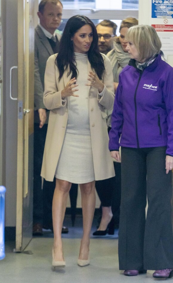 Meghan Markle, duchesse de Sussex, enceinte, en visite au centre Mayhew, un centre d'accueil caritatif pour animaux à Londres le 16 janvier 2019.